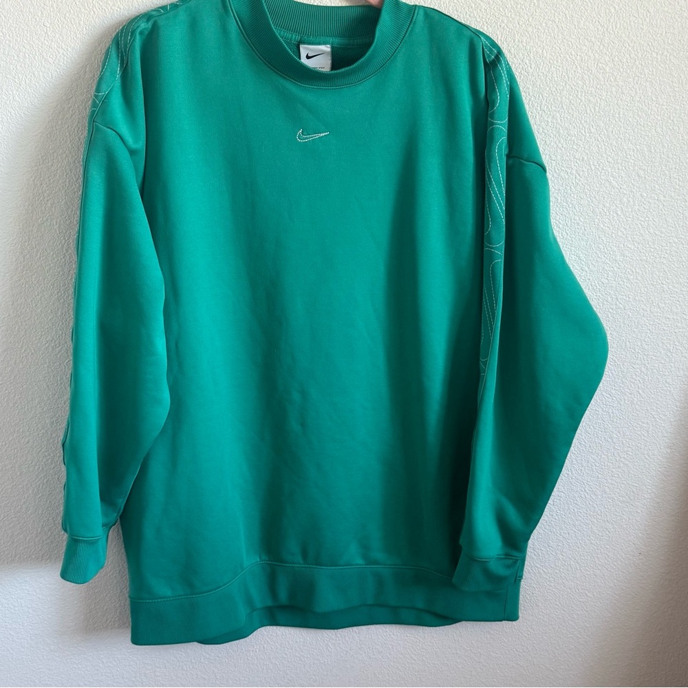 Men’s Nike Therma-Fit Sweatshirt